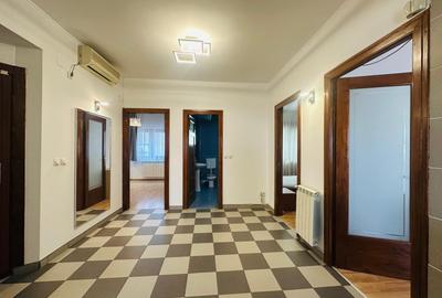 Apartament cu 3 camere decomandat, mobilat în Aviatorilor