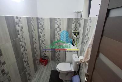Casă cu 4 camere cu Teren 790 Mp în Central