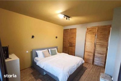 Casă cu 4 camere decomandat cu Teren 441 Mp în Săbăreni