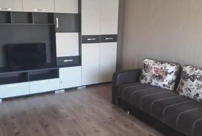 Garsonieră decomandată în Lipovei