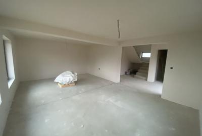 Casă cu 4 camere în Vlădiceni - 2