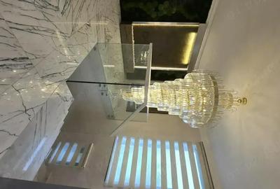 Casă cu 4 camere cu Teren 2530 Mp în Central - 6