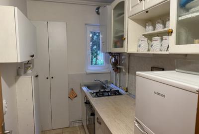 Apartament cu 2 camere nedecomandat, mobilat în Vasile Aaron - 7
