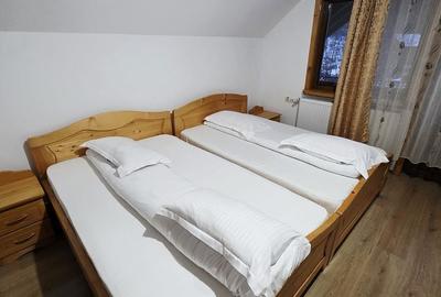 Casă cu 4 camere în Rucăr - 1