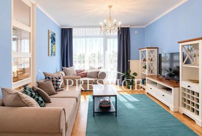 Apartament cu 4 camere decomandat, mobilat în Central