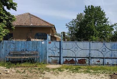 Casă cu 3 camere în Vădăstrița