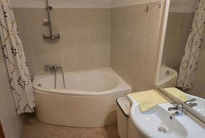 Apartament cu 2 camere decomandat, mobilat în Pajura