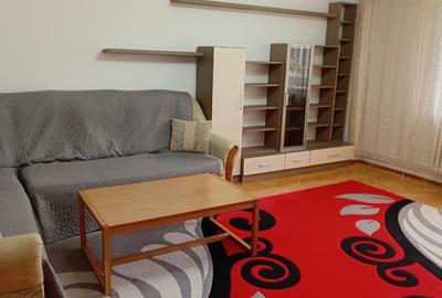 Apartament cu 3 camere decomandat în Alfa