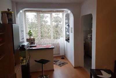 Garsonieră decomandată în Gării