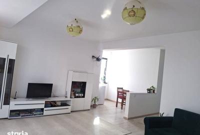 Casă cu 3 camere cu Teren 200 Mp în Central
