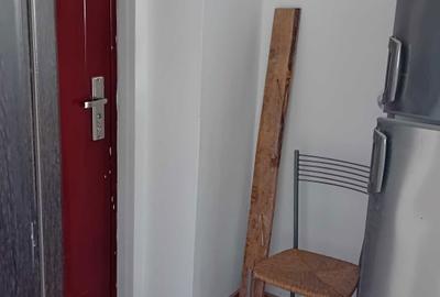 Apartament cu 2 camere semidecomandat în Berceni - 6