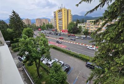 Apartament cu 2 camere semidecomandat, mobilat în Calea București - 1
