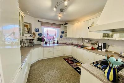 Casă individuală cu 7 camere cu Teren 1035 Mp în Central - 4