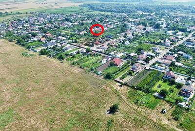 Casă individuală cu 4 camere cu Canalizare în Vânători - 18