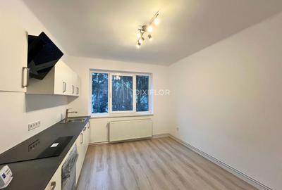 Apartament cu 3 camere decomandat în 7 Noiembrie - 6