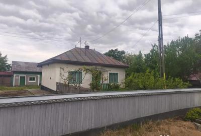 Casă cu 2 camere cu Teren 1600 Mp în Grămești - 13