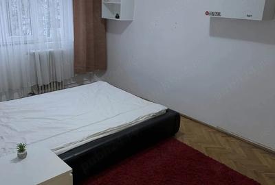 Apartament cu 3 camere semidecomandat în Șagului