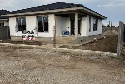 Casă cu 3 camere în Sântandrei - 2