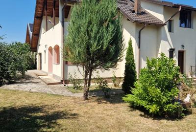 Casă cu 5 camere cu Teren 504 Mp în Cătămărești-Deal
