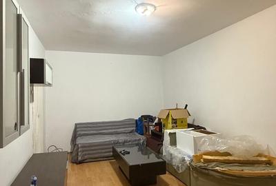 Apartament cu 2 camere decomandat în Rahova