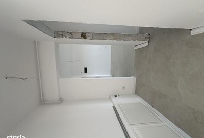 Apartament cu 2 camere în Apărătorii Patriei