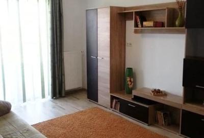 Apartament cu 2 camere decomandat în Soarelui