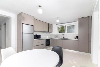 Apartament cu 2 camere decomandat în Zorilor