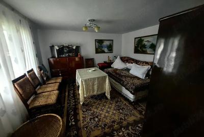 Casă cu 2 camere cu Teren 4000 Mp în Bălțătești - 3