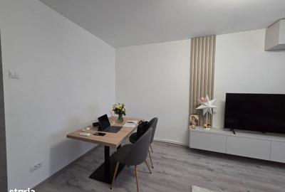 Apartament cu 3 camere decomandat în Alexandru cel Bun
