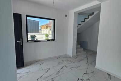 Casă cu 4 camere cu Teren 322 Mp în Romanești - 8
