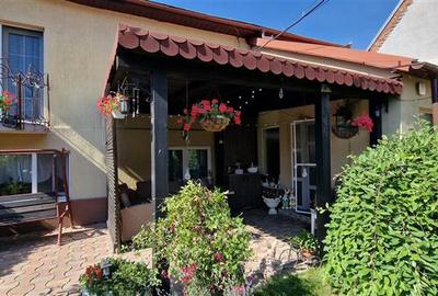 Casă individuală cu 6 camere cu Teren 200 Mp în Muncitoresc - 2