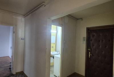 Apartament cu 3 camere decomandat în Tudor - 14
