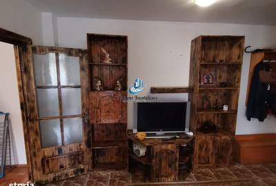 Apartament cu 2 camere decomandat în Mărăței