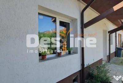 Casă cu 4 camere cu Teren 520 Mp în Mihai Bravu