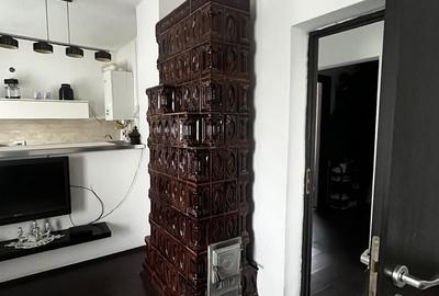 Casă cu 3 camere în Central