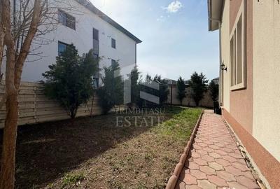Casă cu 4 camere cu Teren 252 Mp în Dobroești