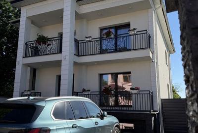 Casă cu 4 camere în Central - 4
