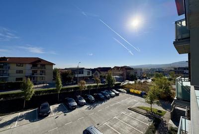 Apartament cu 2 camere semidecomandat, mobilat în Bună Ziua