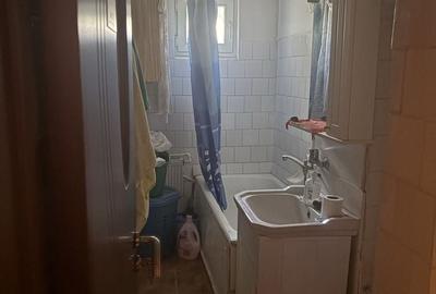 Apartament cu 3 camere semidecomandat în Popoveni - 1
