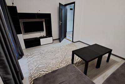 Apartament cu 2 camere decomandat în Roșu