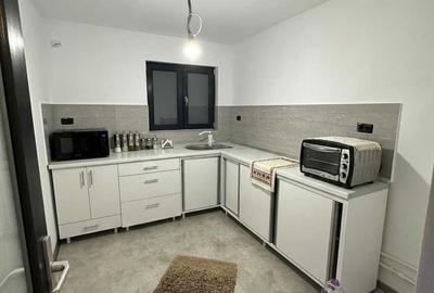 Casă cu 4 camere în Central - 6