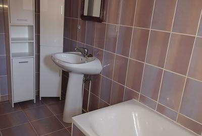 Casă cu 3 camere cu Teren 600 Mp în Jucu - 4