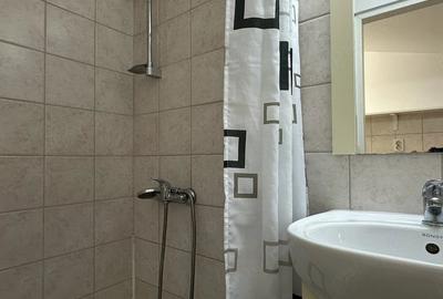 Garsonieră nedecomandată, mobilată în Complex Studențesc