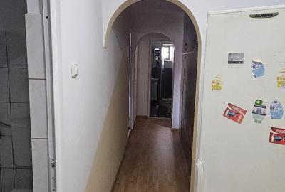 Apartament cu 3 camere decomandat în Central - 6