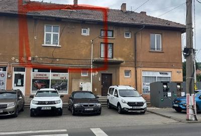 Apartament cu 2 camere decomandat în Central - 2