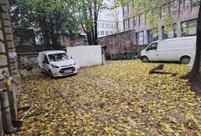Casă cu Teren 550 Mp în Central - 2