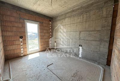 Apartament cu 3 camere semidecomandat în Giroc - 11