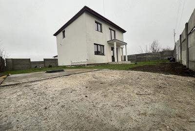 Casă cu 4 camere cu Teren 344 Mp în Berceni - 5