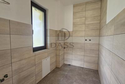 Casă individuală cu 5 camere cu Canalizare în Sadu - 15