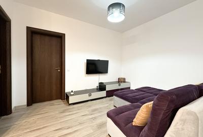 Apartament cu 2 camere semidecomandat, mobilat în Metalurgiei